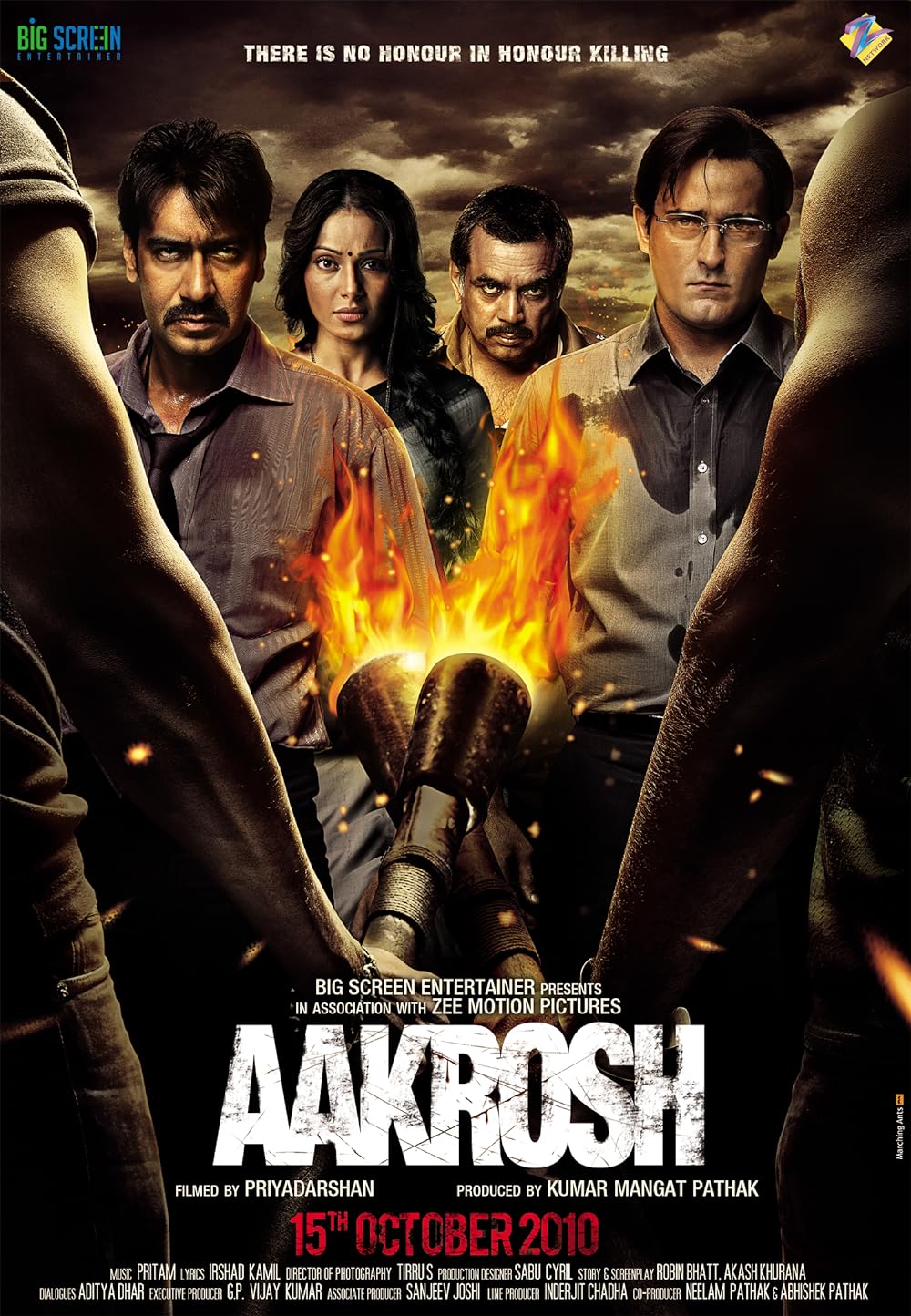 Download Aakrosh (2010) Hindi Movie WEB-DL 480p [400MB] || 720p [1.1GB]