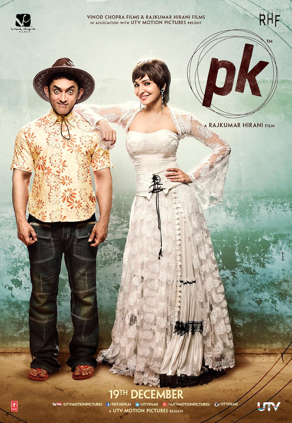 Download PK (2014) Hindi Movie Bluray || 720p [700MB] || 1080p [2.4GB]