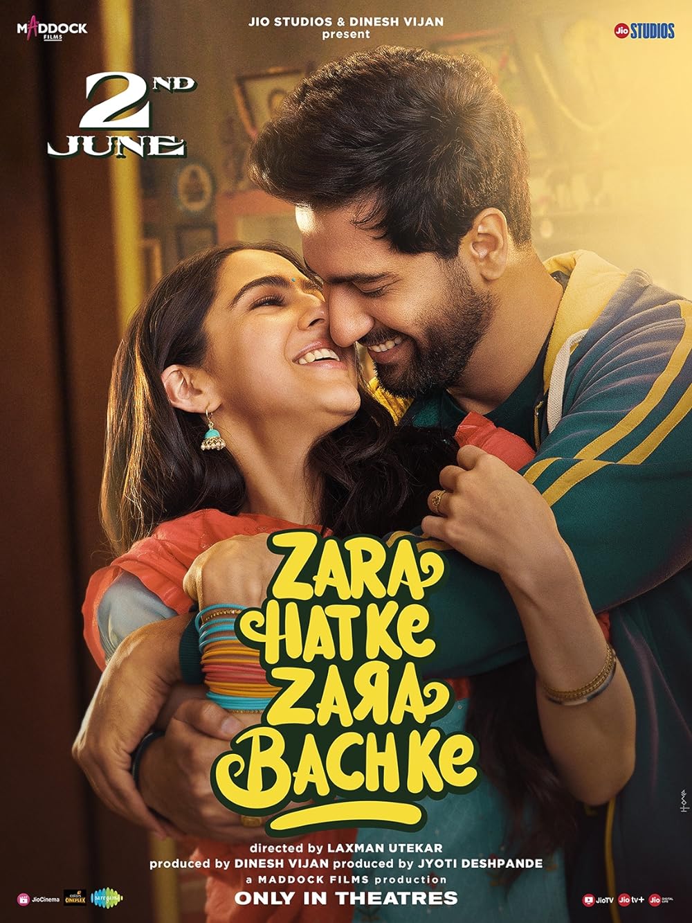 Download Zara Hatke Zara Bachke (2023) Hindi Movie {4K HQ} WEB-DL || 480p [450MB] || 720p [1.4GB] || 1080p [2.4GB]